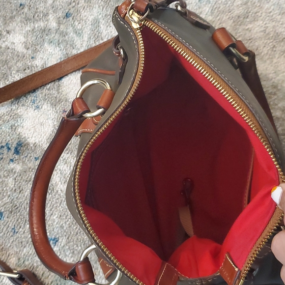 Dooney & Bourke Leather Satchel Crossbody Purse Bag - Picture 6 of 11